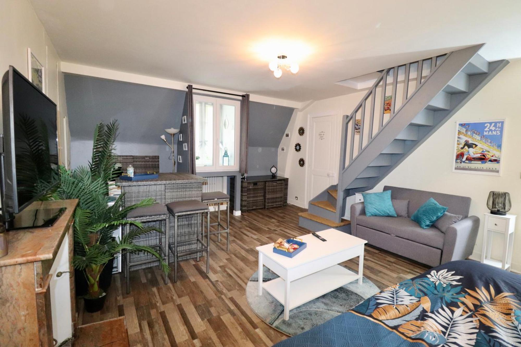 Duplex Au 2Eme Et De Notre Maison -Acces Au Jardin-Smart Tv-Streaming-Wifi Le Mans Exterior foto